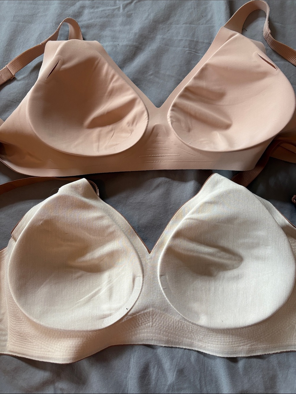 Seamless Nude & Tan Wireless Everyday Bras - Picture 5 of 5